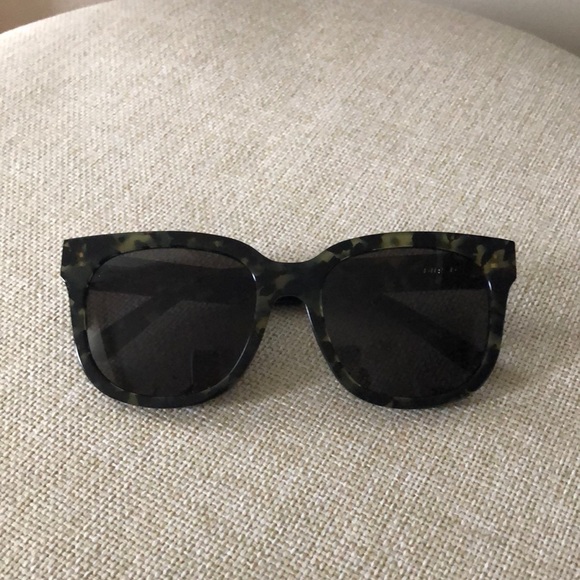 GENTLE MONSTER DIDI sunglasses - Picture 2 of 6